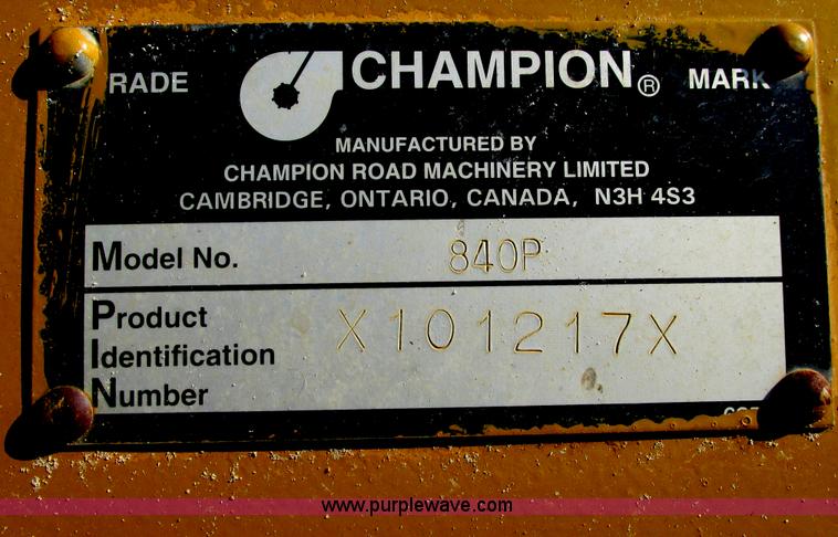 image for item I4952 Champion 840P Super Pac roller