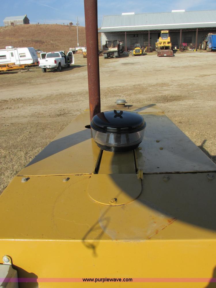 image for item I4952 Champion 840P Super Pac roller