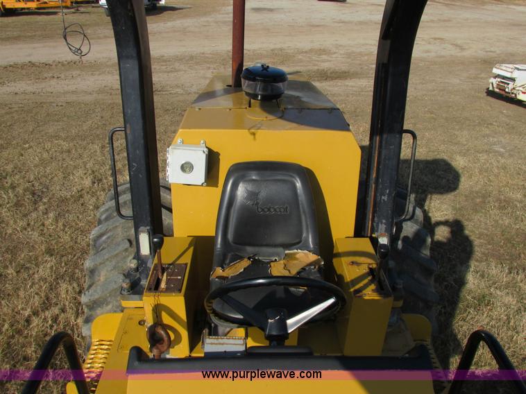 image for item I4952 Champion 840P Super Pac roller