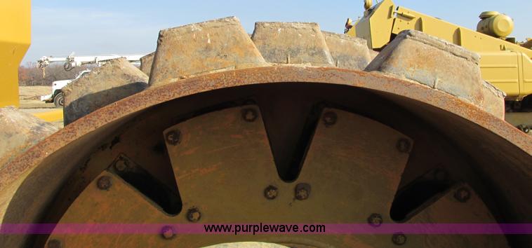 image for item I4952 Champion 840P Super Pac roller