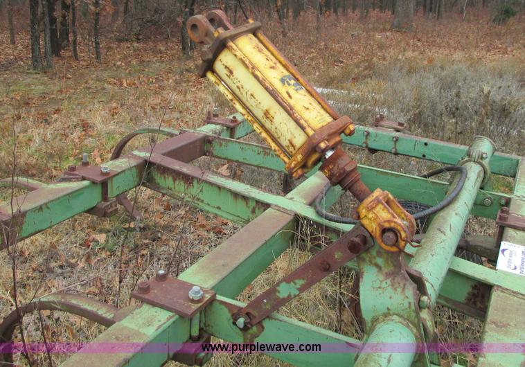image for item I4953 John Deere spring tooth harrow