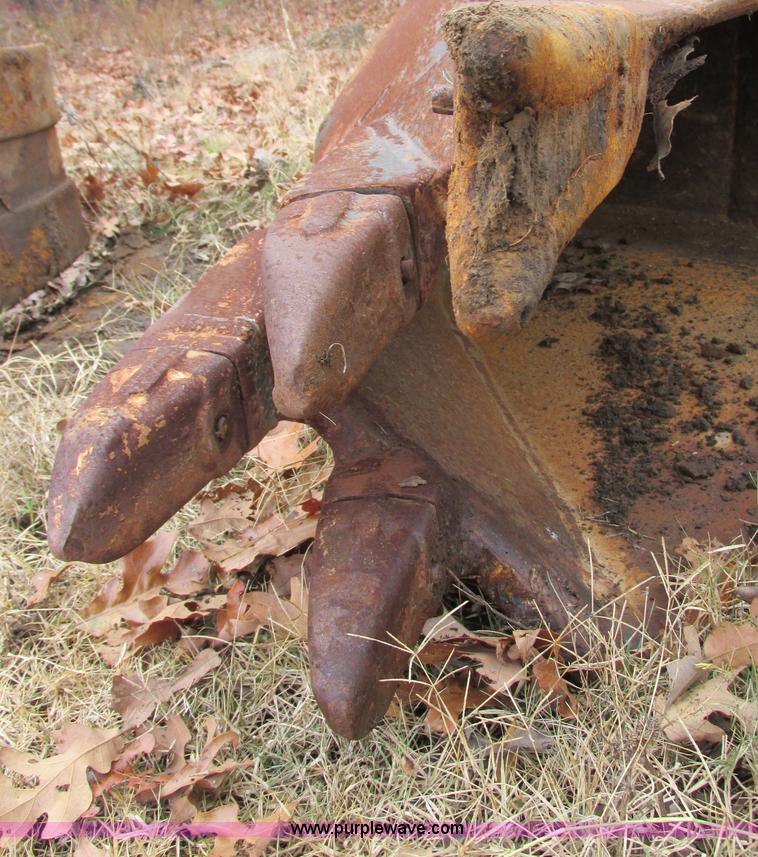 image for item I4954 Adco 16" rock bucket