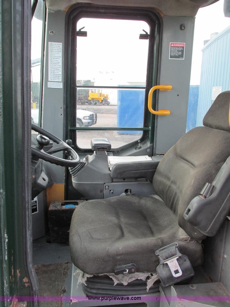 image for item I4965 2006 Kawasaki 50ZV wheel loader