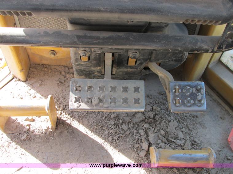 image for item I4966 2005 Caterpillar D5N XL dozer