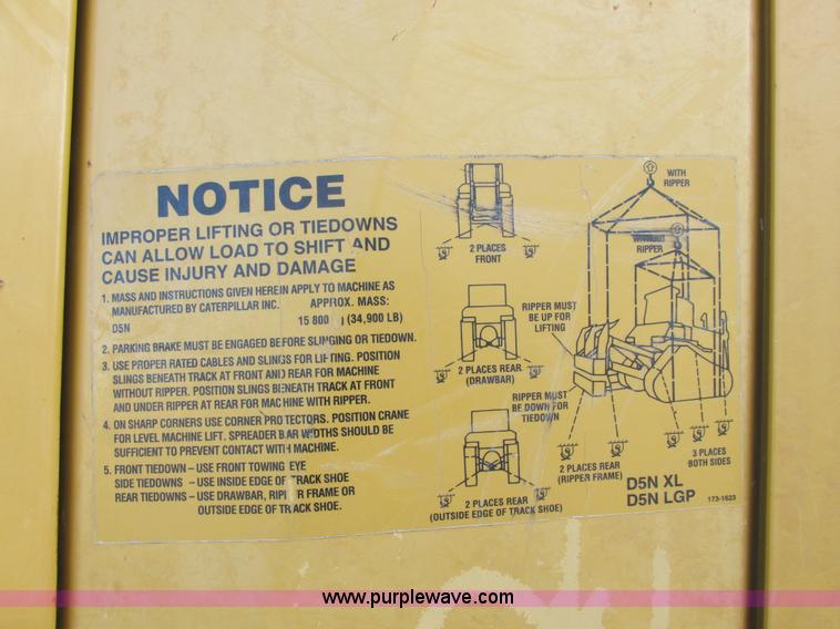 image for item I4966 2005 Caterpillar D5N XL dozer