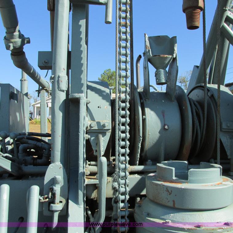 image for item I4981 1980 International F1954 truck with Mayhew drill rig