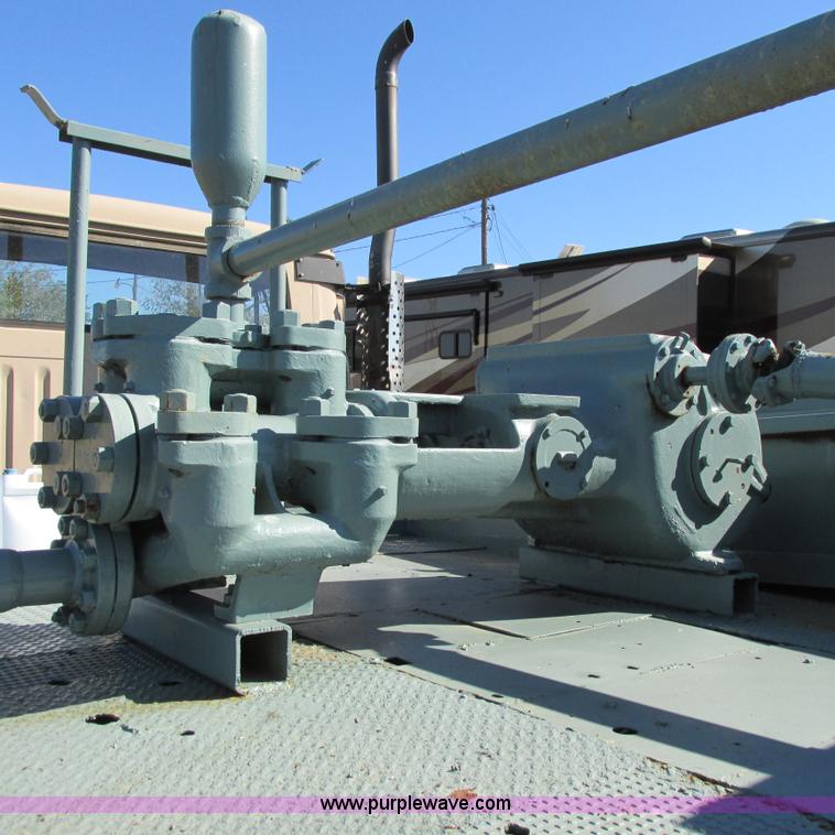 image for item I4981 1980 International F1954 truck with Mayhew drill rig