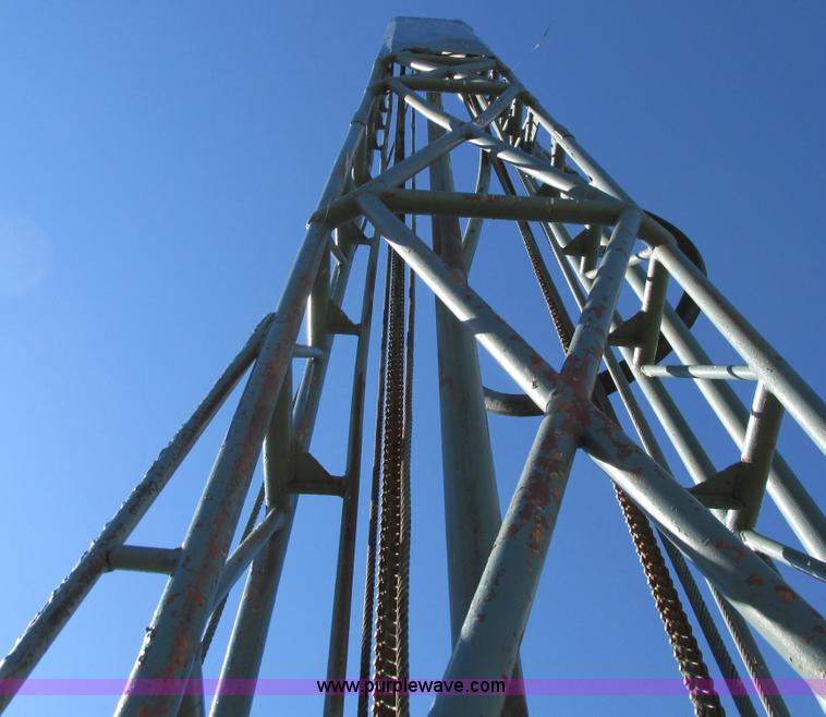 image for item I4981 1980 International F1954 truck with Mayhew drill rig