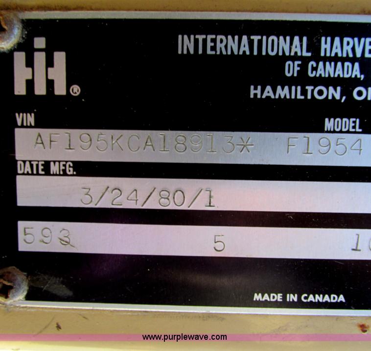 image for item I4981 1980 International F1954 truck with Mayhew drill rig