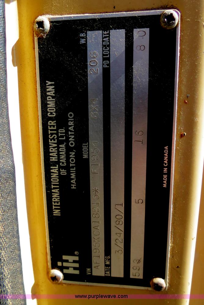 image for item I4981 1980 International F1954 truck with Mayhew drill rig