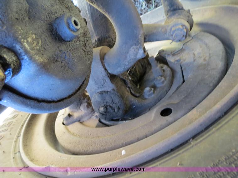 image for item I4981 1980 International F1954 truck with Mayhew drill rig