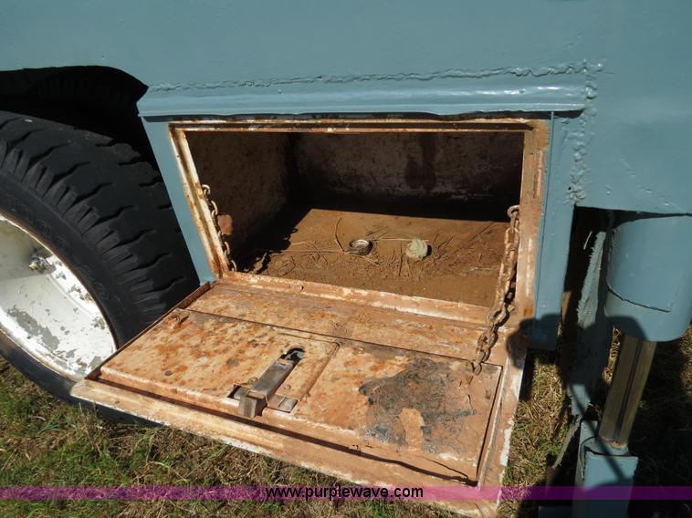 image for item I4981 1980 International F1954 truck with Mayhew drill rig