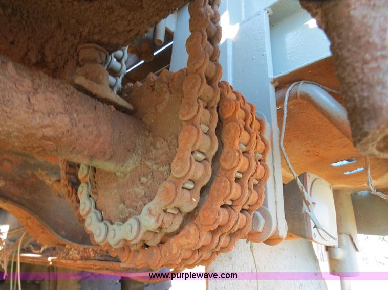 image for item I4981 1980 International F1954 truck with Mayhew drill rig