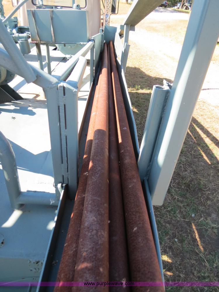 image for item I4981 1980 International F1954 truck with Mayhew drill rig