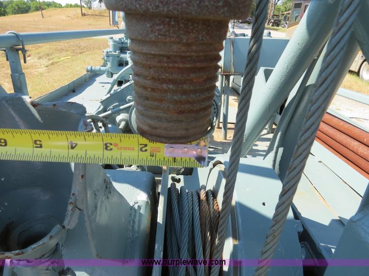 image for item I4981 1980 International F1954 truck with Mayhew drill rig