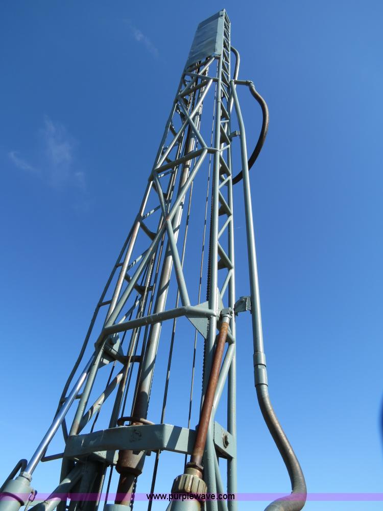 image for item I4981 1980 International F1954 truck with Mayhew drill rig