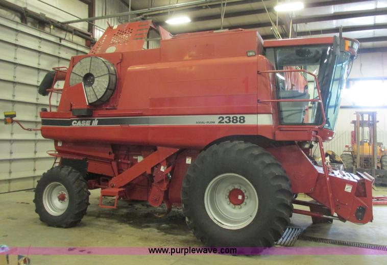 image for item A8649 2004 Case IH 2388 combine