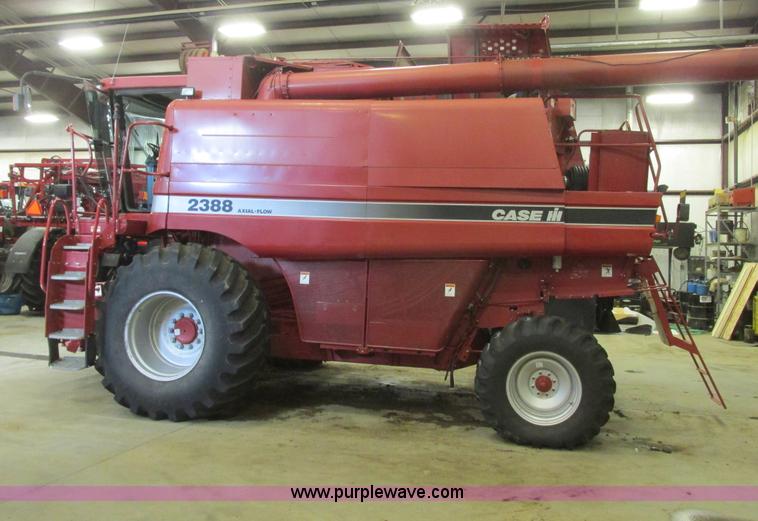 image for item A8649 2004 Case IH 2388 combine