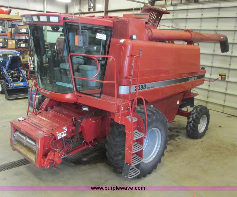 image for item A8649 2004 Case IH 2388 combine