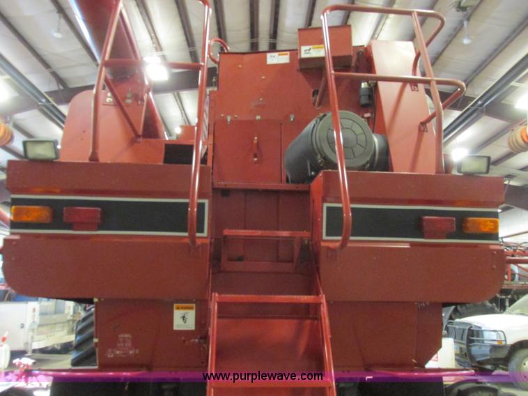 image for item A8649 2004 Case IH 2388 combine