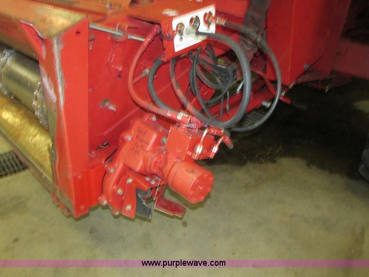 image for item A8649 2004 Case IH 2388 combine