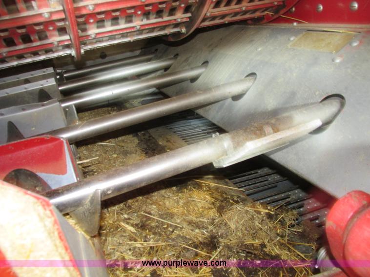 image for item A8649 2004 Case IH 2388 combine