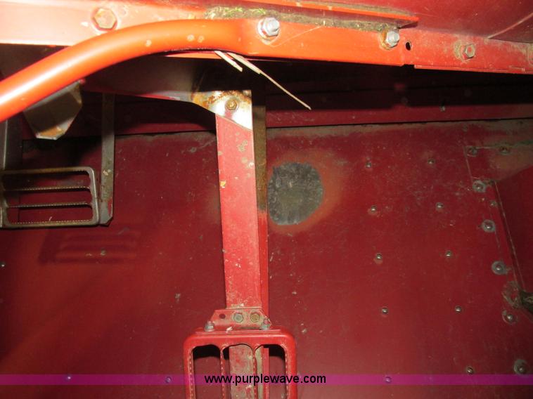 image for item A8649 2004 Case IH 2388 combine