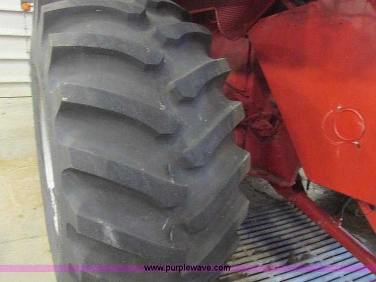 image for item A8649 2004 Case IH 2388 combine