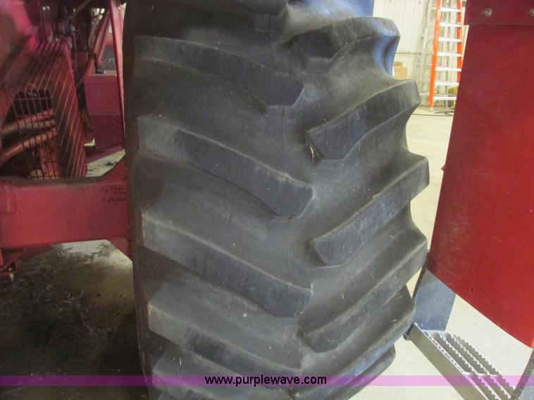 image for item A8649 2004 Case IH 2388 combine