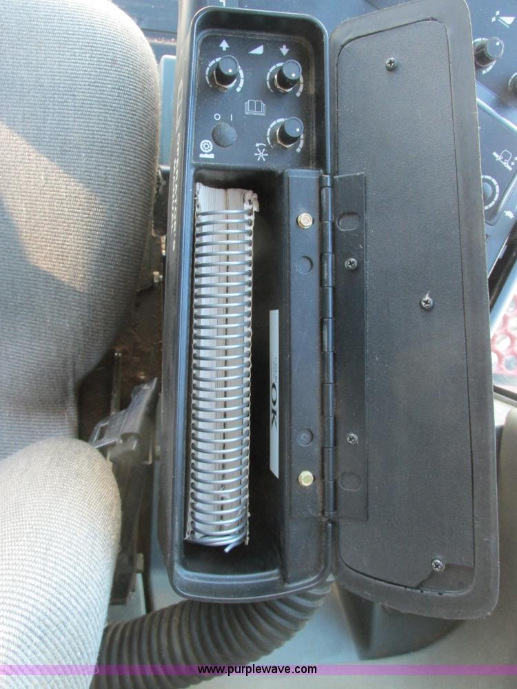 image for item A8649 2004 Case IH 2388 combine