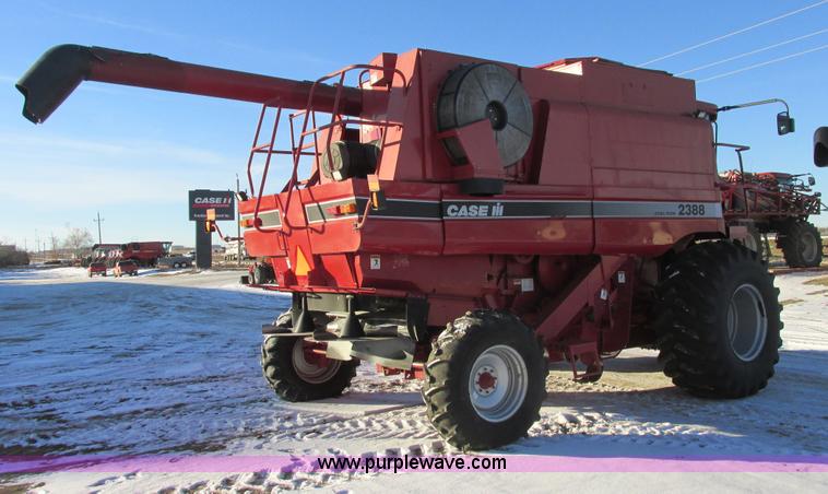 image for item A8649 2004 Case IH 2388 combine