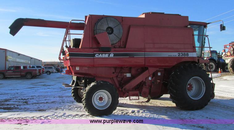 image for item A8649 2004 Case IH 2388 combine