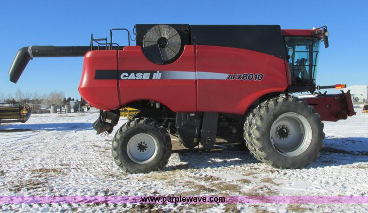 image for item A8650 2005 Case IH 8010 combine