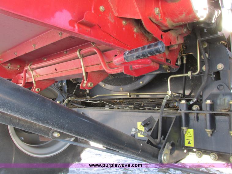 image for item A8650 2005 Case IH 8010 combine