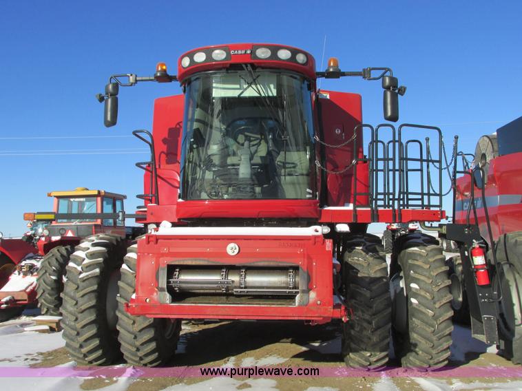 image for item A8651 2008 Case IH 8010 combine