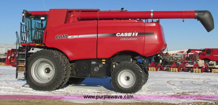 image for item A8651 2008 Case IH 8010 combine