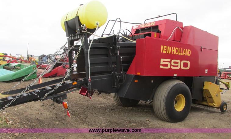 image for item A8653 1998 New Holland 590 square baler