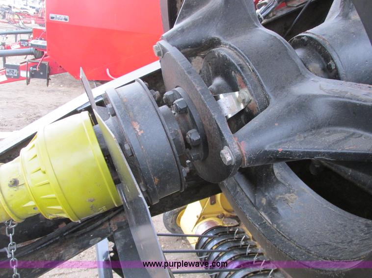 image for item A8653 1998 New Holland 590 square baler