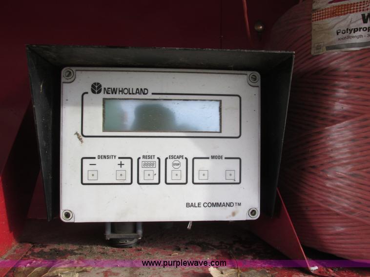 image for item A8653 1998 New Holland 590 square baler