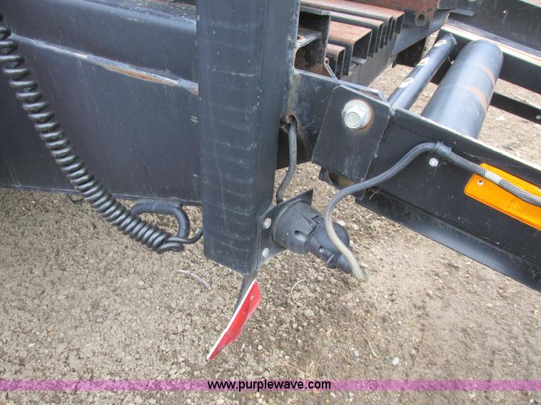 image for item A8653 1998 New Holland 590 square baler