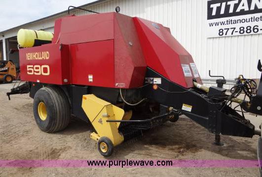 image for item A8653 1998 New Holland 590 square baler