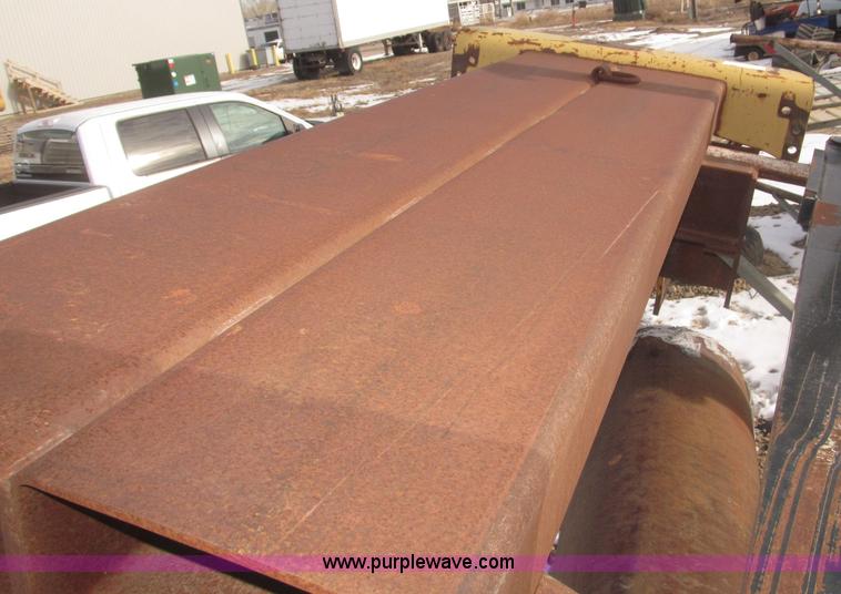 image for item AE9378 Noble scraper hitch fifth wheel mounted adapter