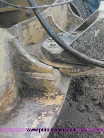 image for item C1664 Noble scraper hitch