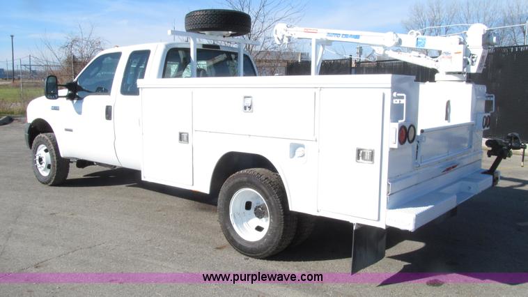 image for item E4636 2006 Ford F350 Super Duty XL SuperCab service truck