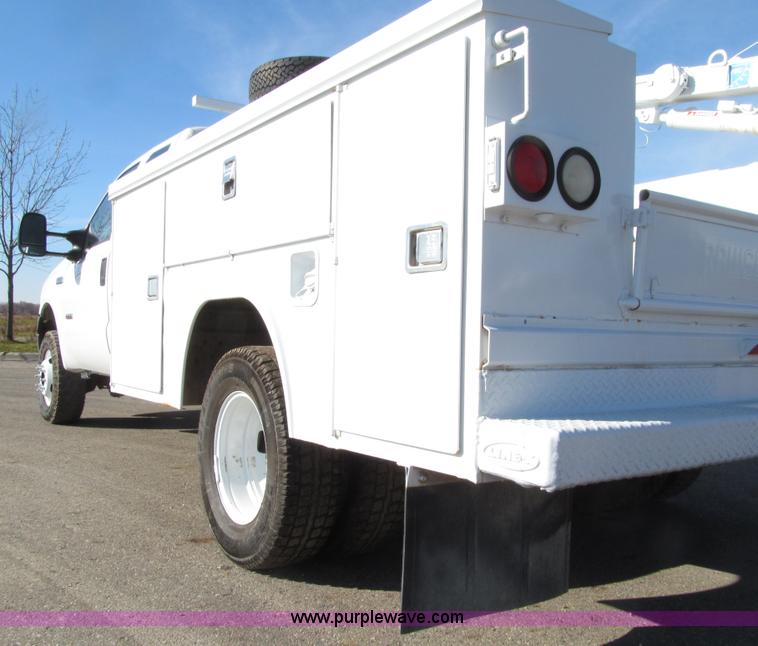 image for item E4636 2006 Ford F350 Super Duty XL SuperCab service truck
