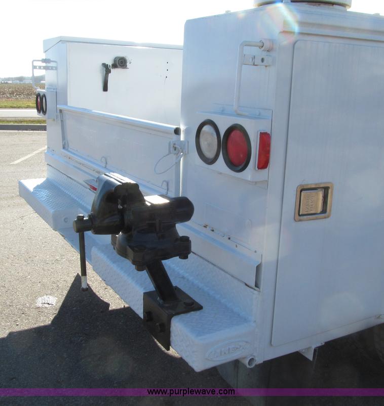 image for item E4636 2006 Ford F350 Super Duty XL SuperCab service truck