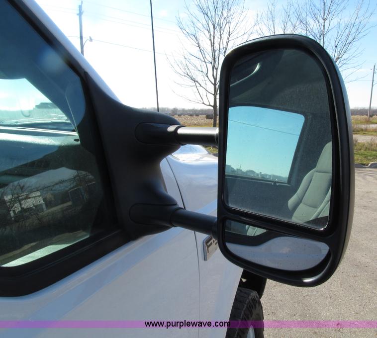 image for item E4636 2006 Ford F350 Super Duty XL SuperCab service truck