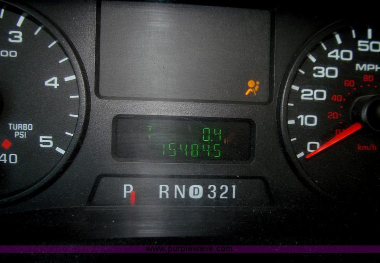 image for item E4636 2006 Ford F350 Super Duty XL SuperCab service truck