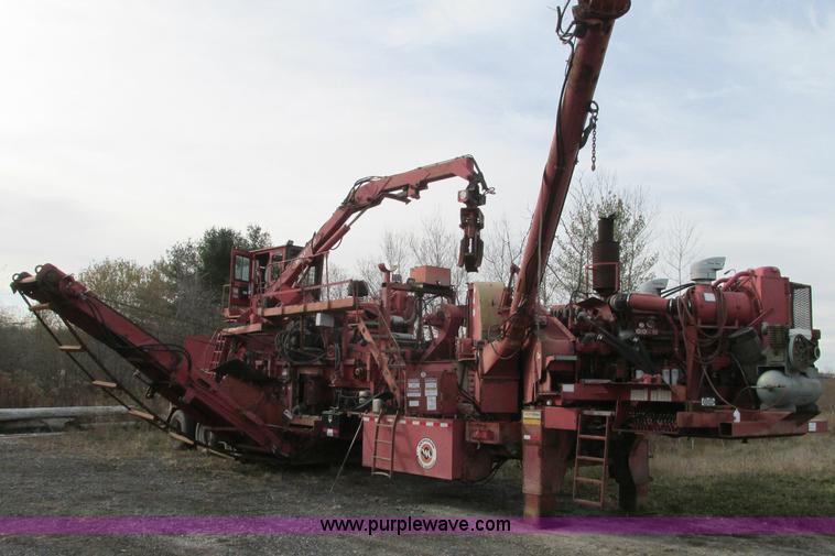 image for item E5178 2005 Morbark 2755 flail chiparvestor