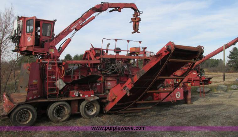 image for item E5178 2005 Morbark 2755 flail chiparvestor